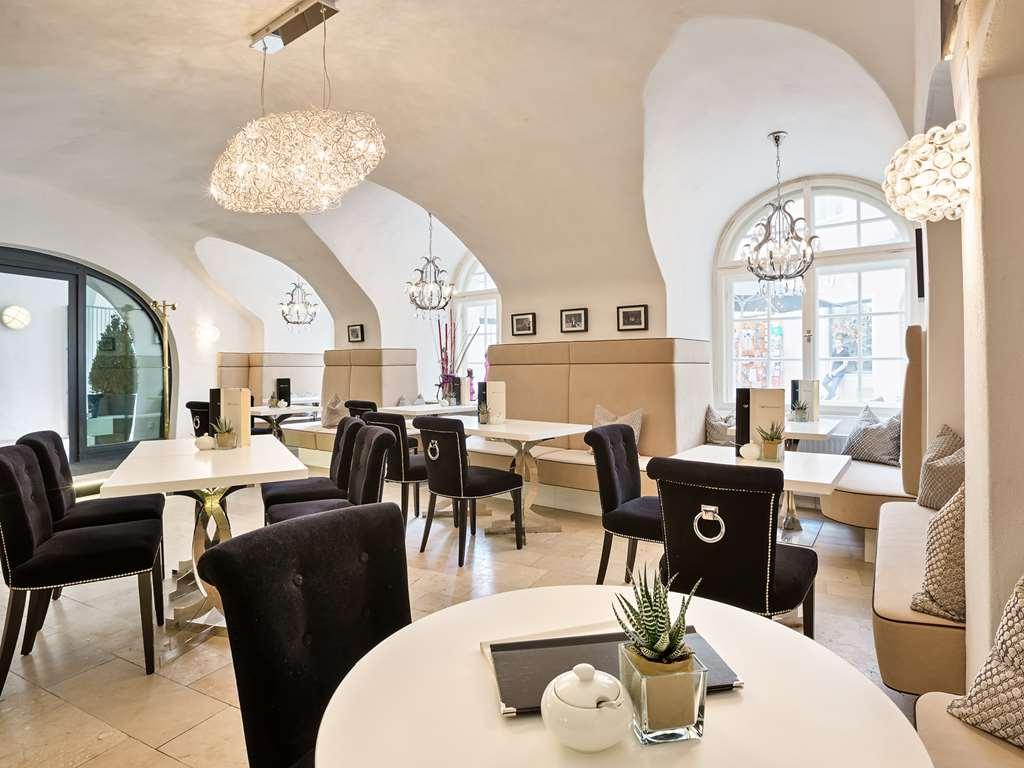 Radisson Blu Hotel Altstadt, Salzburg Restoran gambar